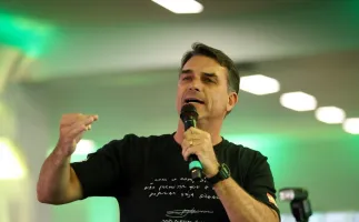 Partido Novo oficializa apoio a Fl�vio Bolsonaro na disputa contra Lula