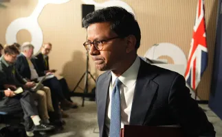 Ministro brit�nico alerta: defesa cibern�tica do Reino Unido ser� invadida pela IA