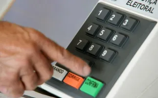 Proibido pedir votos no dia da elei��o: entenda as regras e multas