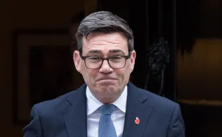 Governo brit�nico avisa: fa�a estoque para sobreviver 3 dias em caso de guerra