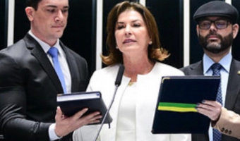 Rosana Martinelli toma posse como senadora por Mato Grosso