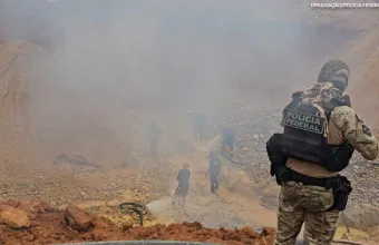 Pol�cia Federal e Funai combatem garimpo ilegal na Terra Ind�gena Kayap�