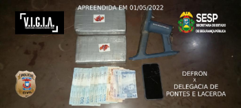 Polcia Civil prende homem com dois tabletes de cloridrato de cocana na rodoviria de Cceres