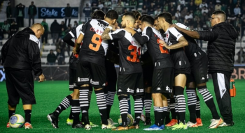 Corinthians perde para o Vasco e segue no Z4 do Campeonato Brasileiro