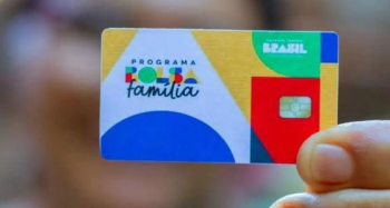 Caixa paga Bolsa Famlia a beneficirios com NIS de final 8