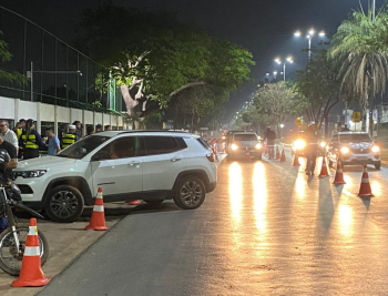 Fiscalizao da Lei Seca prende 12 condutores embriagados neste domingo