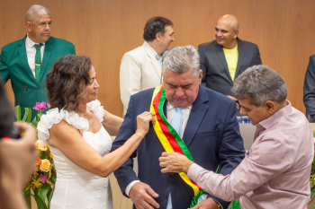 Prefeito, vice e vereadores tomam posse, em Barra do Garas; nova equipe de secretrios  anunciada