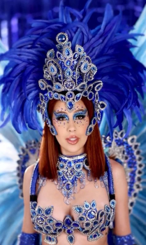 Camila Pudim viraliza vdeo especial de carnaval e celebra sucesso no Camarote Rio Praia