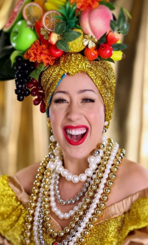 Camila Pudim viraliza com vdeo de Carnaval e j soma mais de 6 milhes de visualizaes nas redes sociais em 2 dias*