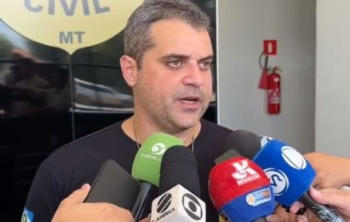 "Professor do CV"  preso por cooptar adolescentes para aplicarem "salves" Anteriormente, o professor havia sido flagrado dando abrigo aos autores de