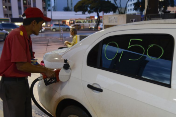 Petrobras anuncia novo aumento para o diesel e a gasolina
