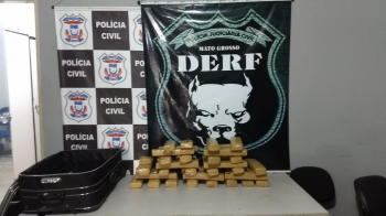 Foi apreendido 36 tabletes de maconha em casa abandonada em Rondonpolis pela Polcia Civil