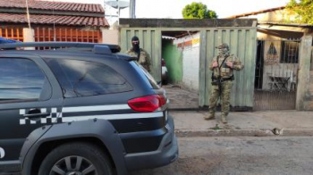 LDER PRESO NA PCE Polcia desarticula faco criminosa que 'comandava' o Tijucal
