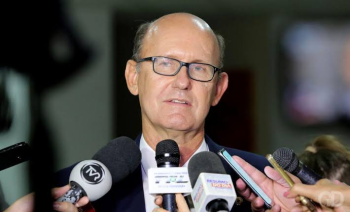 Neri confirma Mendes em programa eleitoral de Fvaro e como orientador da campanha