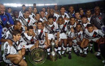 Justia determina penhora do trofu da Libertadores de 1998