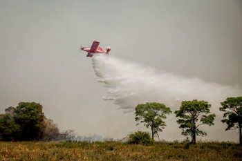 Corpo de Bombeiros realiza capacitao de pilotos agrcolas para combate aos incndios florestais