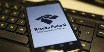 Receita paga nesta quarta primeiro lote de restituio do IR 2023