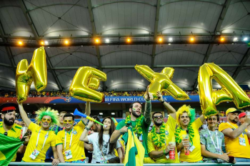 Copa do Mundo : Torcida brasileira cria msica para embalar Seleo na Copa.