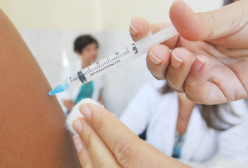 ECA completa 28 anos; Estatuto garante vacinao de crianas
