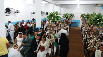 Reeducandos celebram unio civil e religiosa durante casamento coletivo