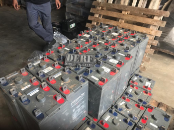 Mais de 200 baterias furtadas de estaes de telefonias so recuperadas pela Polcia Civil em depsito, na Capital