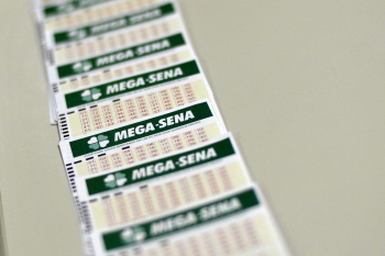 Mega-Sena acumula e prximo concurso deve pagar R$ 10 milhes