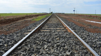 Desapropriações são concluídas e primeiro trecho de ferrovia entre MT e Goiás é liberado para obras