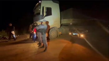 Polcia Militar desarticula quadrilha e recupera carreta roubada