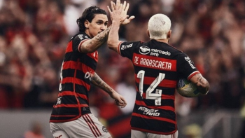 Pedro e Gabigol marcam, Flamengo vira sobre o Cricima e assume a vice-liderana do Brasileiro