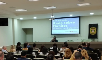 SP promove seminrio de atendimento  mulher PcD vtima de violncia em Santos