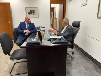 Jayme Campos recebe Abilio por recursos para investimento na sade