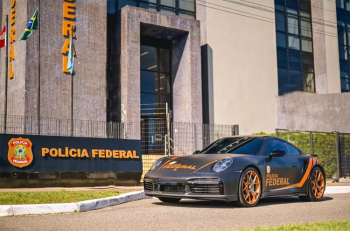 Porsche de R$ 1,5 milho que atinge 100 km/h em menos de 3 segundos vira viatura da PF em SC