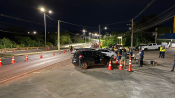 Operaes Lei Seca em Cuiab terminam com 12 condutores presos na madrugada deste domingo (30)