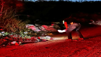 Corpo de homem com ps e mo amarradas  encontrado em estrada na regio do Pedra 90