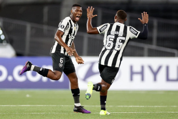 Botafogo vence Carabobo no Engenho e retoma caminho da vitria na Libertadores