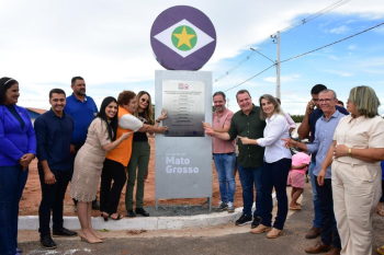 Morava de favor, e hoje realizo o sonho de ter minha casa prpria, afirma beneficiada por programa do Governo de MT