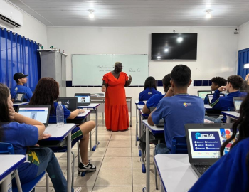 Pais e responsveis devem atualizar cadastro escolar nas 628 escolas da Rede Estadual
