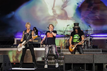 Guns N> Roses far show em Cuiab em 31 de outubro ou 2 de novembro; contrato ser assinado essa semana