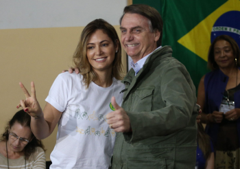 Imprensa internacional repercute a vitria de Bolsonaro