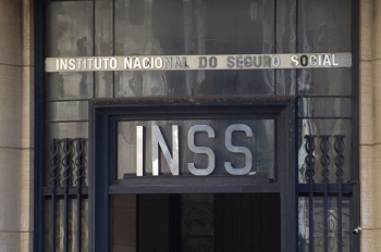 As 11 entidades sob investigao foram responsveis por 60% dos descontos registrados em fevereiro