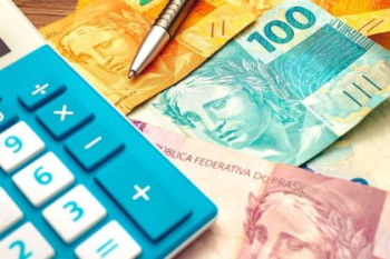 Apesar de os nmeros no serem comparveis diretamente, mostram uma melhora no desprezvel na expectativa do BC para a inflao no prximo ano Shutterstock