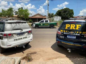 Pai e filho s�o presos por contrabando de agrot�xicos em MT