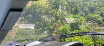 Ciopaer prende dois suspeitos e recupera ve�culo furtado em �rea de mata