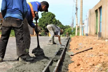 Bairro Altos da Serra II � contemplado com implanta��o de meio-fio