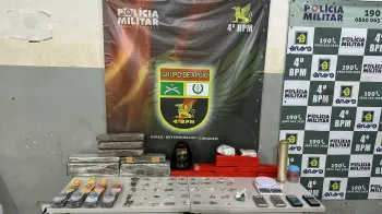Trs pessoas so presas pela Polcia Militar com 16 tabletes de maconha