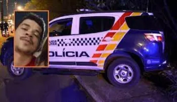 Homem  morto a tiros na porta de casa por criminosos em moto