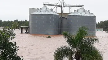 Silos em alagamentos podem produzir gases inflamveis, alerta Kepler Weber