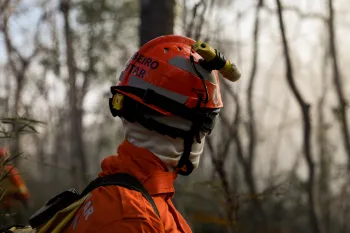Seca severa em MT contribui para inc�ndios florestais; veja o que o Governo de MT faz para reduzir danos