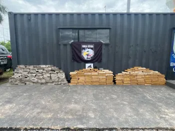 Fora Ttica apreende 303 tabletes de maconha e prende homem por trfico em Cuiab