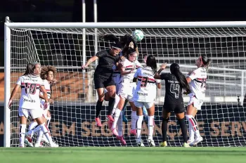 So Paulo conquista a Supercopa Feminina em final pica contra o Corinthians